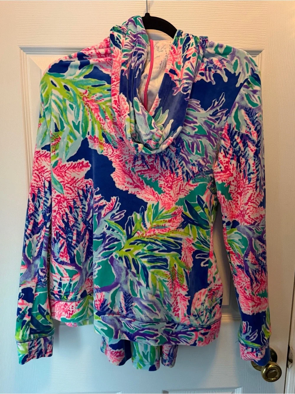 Lilly Pulitzer Larina Velour hoodie and pants - Picture 2 of 6